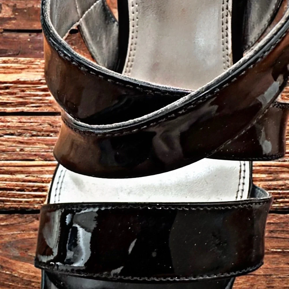 Enzo Angiolini make striking
